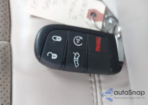 2015 Chrysler 200 C из США, поврежденный, VIN 1C3CCCCB0FN631849